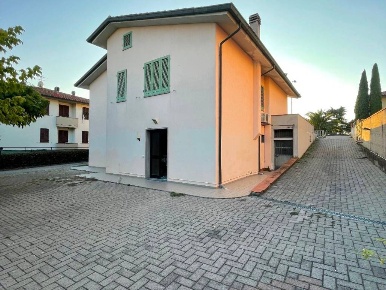 Foto Villa unifamiliare a Cerreto Guidi in vendita
