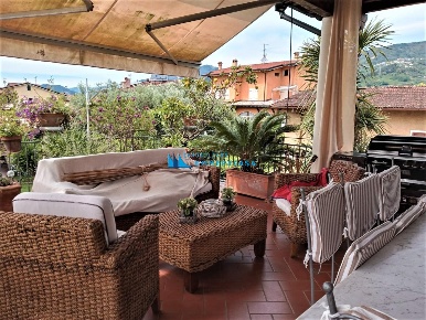 Foto Appartamento a Montignoso Debbia, Cervaiolo di 50 m² con 2 locali