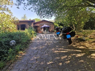 Foto Villa unifamiliare a Sovicille Carpineto di 260 m² con 11 locali