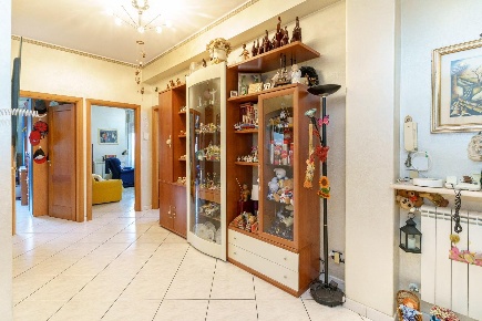 Foto Appartamento a Sant'Agata li Battiati di 145 m² con 6 locali
