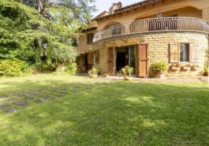 Foto Villa bifamiliare a Sovicille in vendita