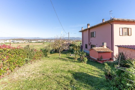 Foto Villa unifamiliare a Cerreto Guidi in vendita