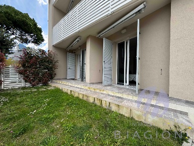 Foto Appartamento a Montignoso Cinquale di 60 m² con 4 locali in affitto