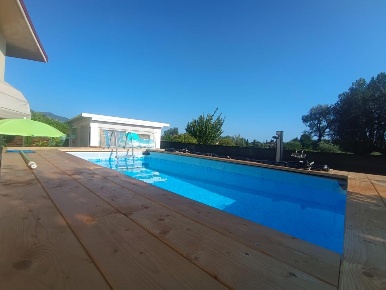 Foto Villa unifamiliare a Montignoso Marina Verde, Renella di 186 m²
