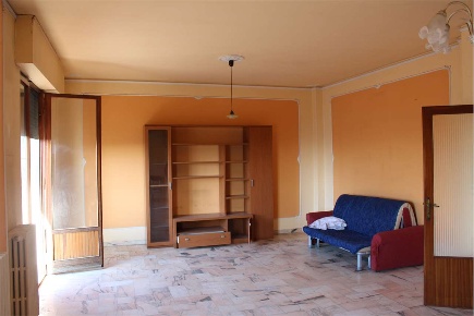 Foto Appartamento a Foiano della Chiana di 100 m² con 6 locali in vendita
