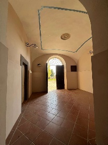 Foto Appartamento a Foiano della Chiana di 291 m² con 10 locali in vendita