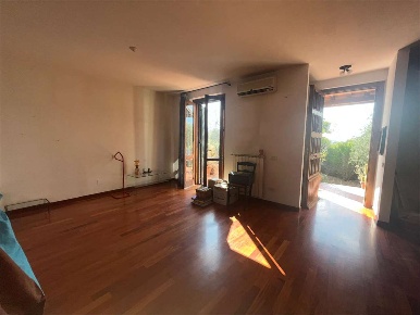 Foto Villa bifamiliare a Foiano della Chiana di 205 m² con 5 locali