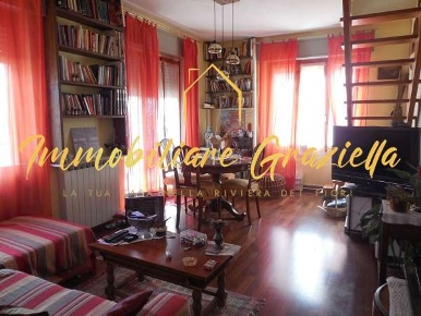 Foto Appartamento a Bordighera di 70 m² con 1 locali in vendita