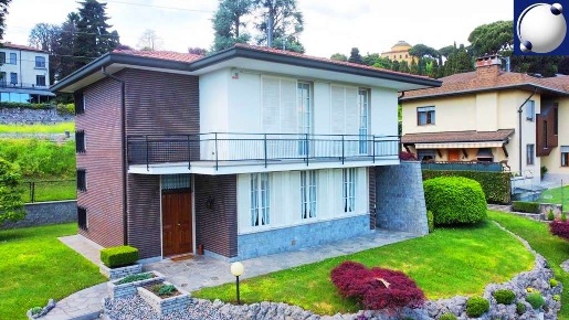 Foto Villa unifamiliare in Via San Biagio 3, Inverigo Centro di 172 m²