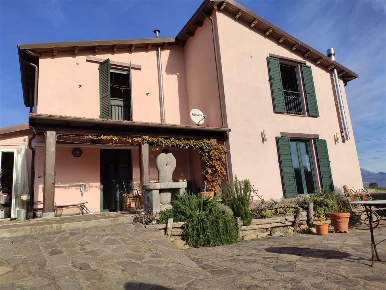 Foto Villa unifamiliare a Aulla in vendita