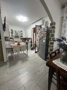 Foto Appartamento a Foiano della Chiana di 125 m² con 6 locali in vendita