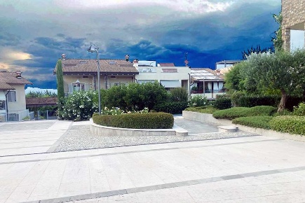 Foto Appartamento a Peschiera del Garda di 110 m² con 3 locali in vendita