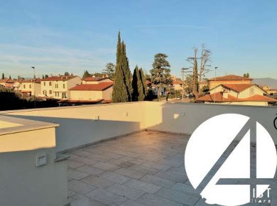 Foto Appartamento in Via Risorgimento 97, Poggio a Caiano in vendita