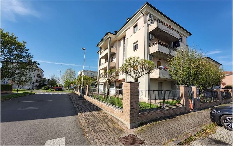 Foto Appartamento a Bomporto di 90 m² con 3 locali in vendita