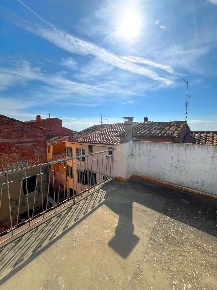 Foto Appartamento a Foiano della Chiana di 102 m² con 5 locali in vendita