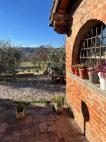 Foto Appartamento a Foiano della Chiana di 110 m² con 5 locali in vendita