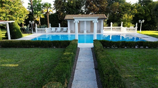 Foto Villa unifamiliare a Piombino Dese di 1200 m² con 30 locali in vendita