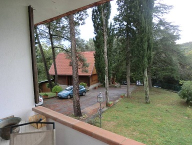 Foto Villa unifamiliare a Cavriglia Nardi di 240 m² con 12 locali