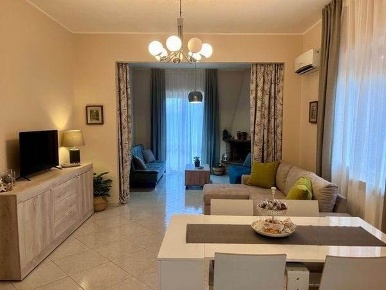 Foto Appartamento in VIA Paracquara 7, Zafferana Etnea di 120 m² in vendita