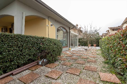 Foto Villa unifamiliare in via Filippo Brunelleschi, Poggio a Caiano Centro