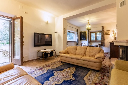 Foto Villa bifamiliare a Monteriggioni Carpineta di 100 m² con 4 locali