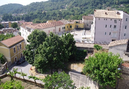 Foto Appartamento in Via Fumo 1, Pellezzano Centro di 120 m² con 4 locali