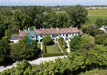 Foto Villa a schiera a Silea di 190 m² con 8 locali in vendita