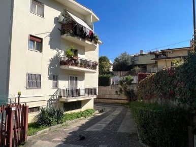 Foto Appartamento a Mendicino Tivolille Pasquali Merenzata di 78 m²