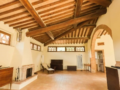 Foto Appartamento a Monteriggioni di 224 m² con 7 locali in vendita