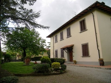 Foto Villa unifamiliare a Cavriglia Cavriglia Monastero di 350 m²