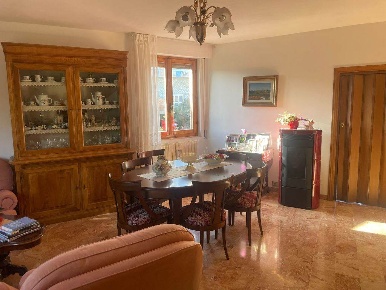 Foto Appartamento a Monteriggioni San Martino di 156 m² con 12 locali