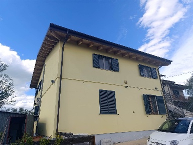 Foto Appartamento a Mosciano Sant'Angelo di 134 m² con 6 locali in vendita