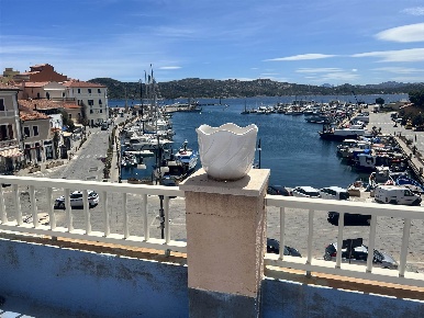 Foto Appartamento in Cala Gavetta, La Maddalena in vendita