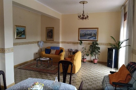 Foto Appartamento a Mendicino Rosario di 185 m² con 6 locali in vendita