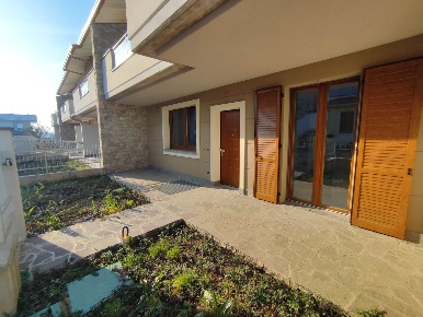 Foto Appartamento a Bonate Sopra Centro di 105 m² con 4 locali in vendita