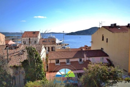 Foto Appartamento in centro storico, La Maddalena in vendita