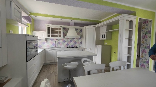Foto Appartamento in via Leoncavallo, Mendicino di 120 m² con 6 locali