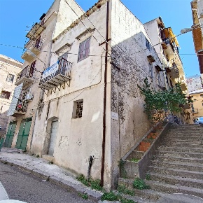 Foto Appartamento a Altofonte Centro di 140 m² con 3 locali in vendita