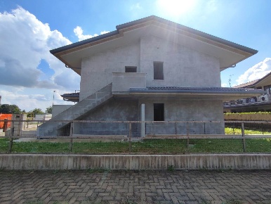 Foto Appartamento a Bonate Sopra Centro di 105 m² con 4 locali in vendita