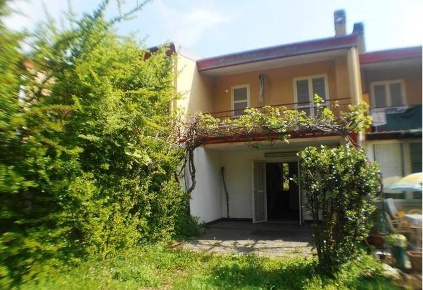 Foto Villa unifamiliare in via Ruggero 27, Pessano con Bornago Centro