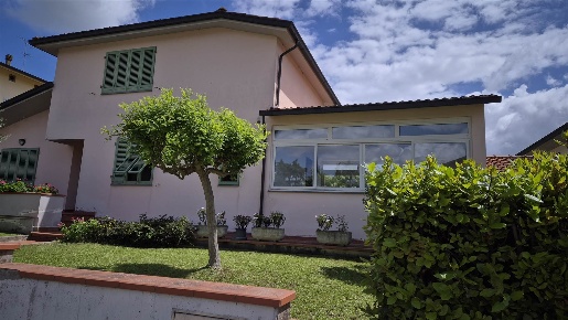 Foto Villa unifamiliare a Cerreto Guidi in vendita