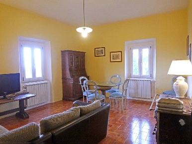 Foto Appartamento a Bucine di 120 m² con 6 locali in vendita