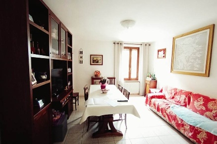 Foto Appartamento a Foiano della Chiana Centro di 110 m² con 6 locali