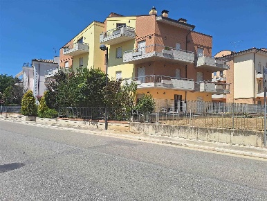 Foto Appartamento a Treia Passo Di Treia di 61 m² con 4 locali in vendita