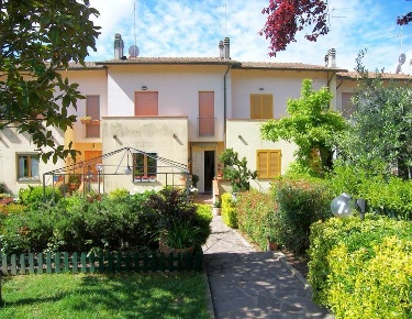 Foto Villa a schiera a Foiano della Chiana di 178 m² con 9 locali
