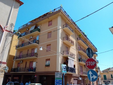 Foto Appartamento a Campobello di Licata di 181 m² con 8 locali in vendita