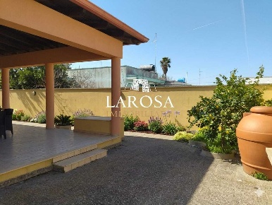 Foto Villa unifamiliare a Melendugno Torre Specchia Ruggeri di 110 m²