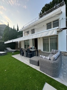 Foto Villa unifamiliare in Via Adelasia 139, Alassio in vendita