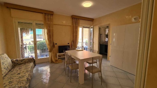 Foto Appartamento a Alassio in vendita