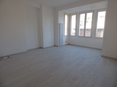 Foto Appartamento in VIA ROBUTTI, Alassio in vendita